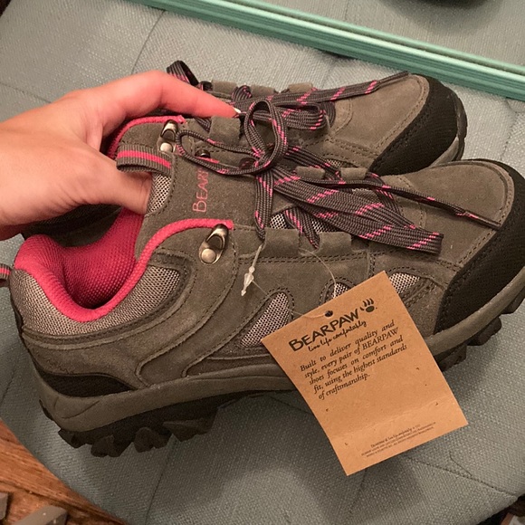 BearPaw Shoes - NWT bear paws 🐾 🥾🥾🥾🥾🥾🥾🥾🥾